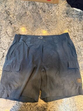 Men's Blue Cargo Shorts - Casual Utility Style